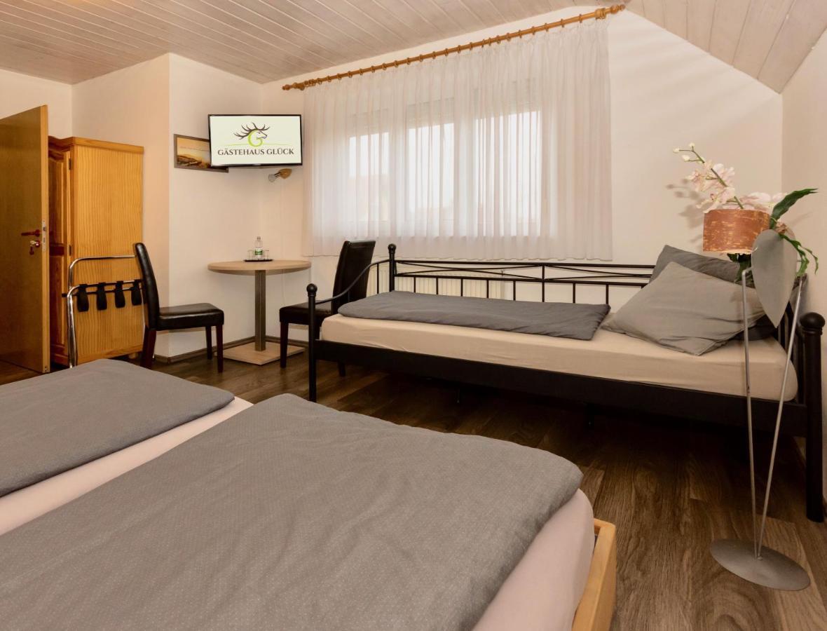 Gastehaus Gluck Wir Haben Immer Eintrittskarten Fur Den Europa-Park Fur Sie! Hotel Rust Luaran gambar