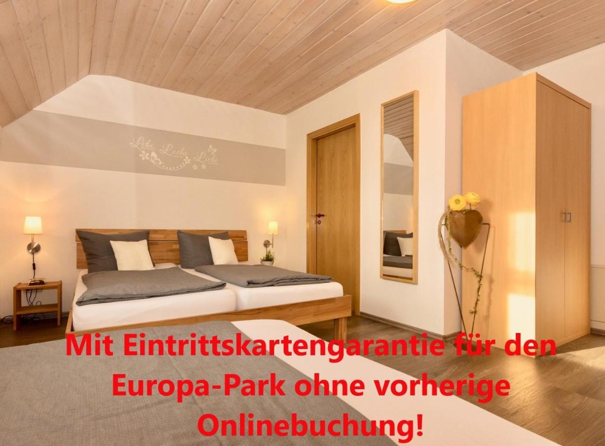 Gastehaus Gluck Wir Haben Immer Eintrittskarten Fur Den Europa-Park Fur Sie! Hotel Rust Luaran gambar