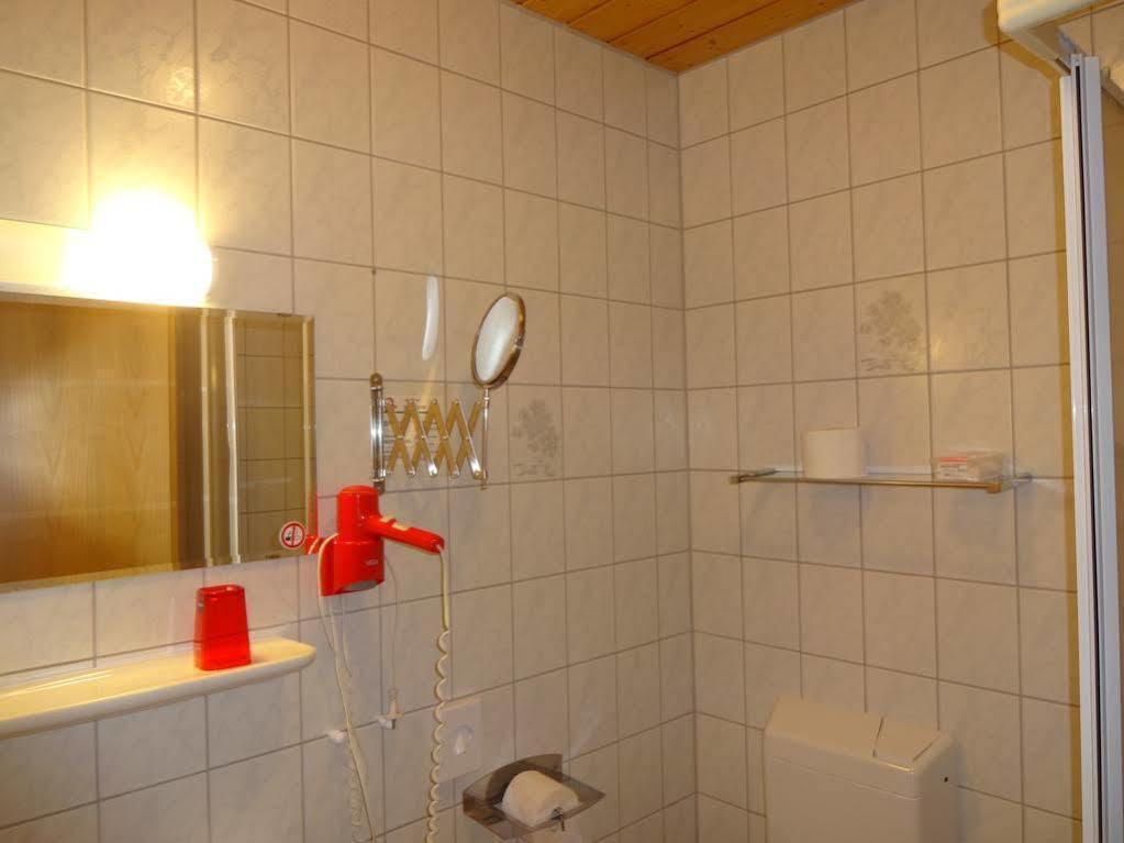 Gastehaus Gluck Wir Haben Immer Eintrittskarten Fur Den Europa-Park Fur Sie! Hotel Rust Luaran gambar