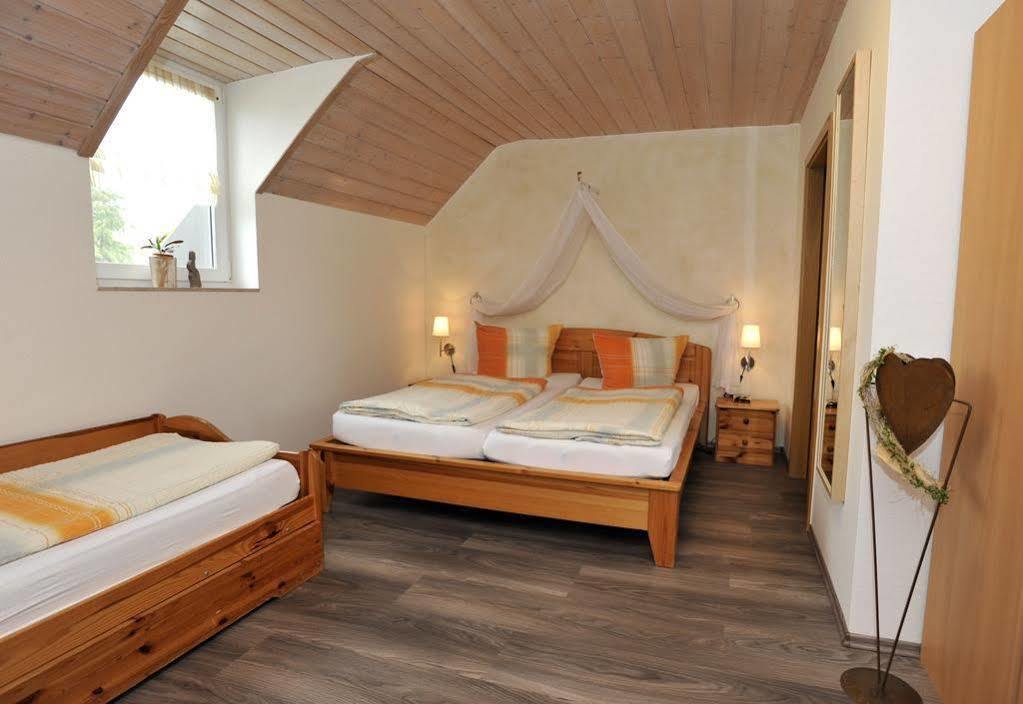 Gastehaus Gluck Wir Haben Immer Eintrittskarten Fur Den Europa-Park Fur Sie! Hotel Rust Luaran gambar